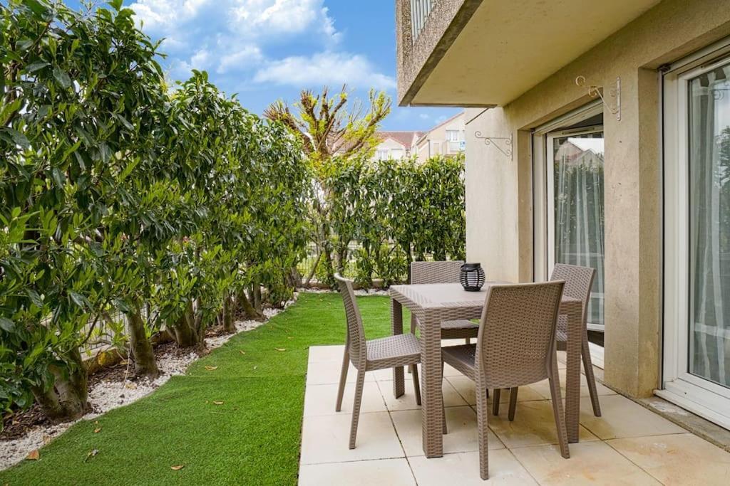 Appartement Lerouget : Hypercentre / Jardin Amenage / Hamak